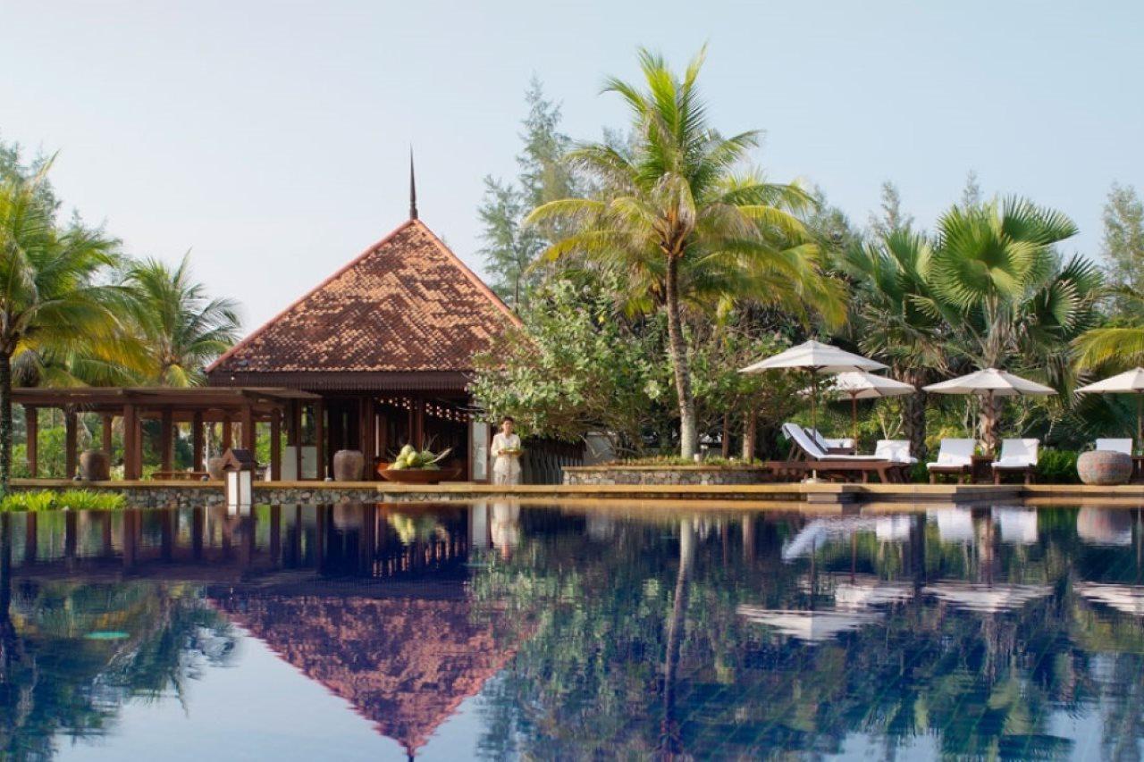 Tanjong Jara Resort, Terengganu - A Small Luxury Hotels Of The World Dungun Extérieur photo The pool at the Four Seasons Resort