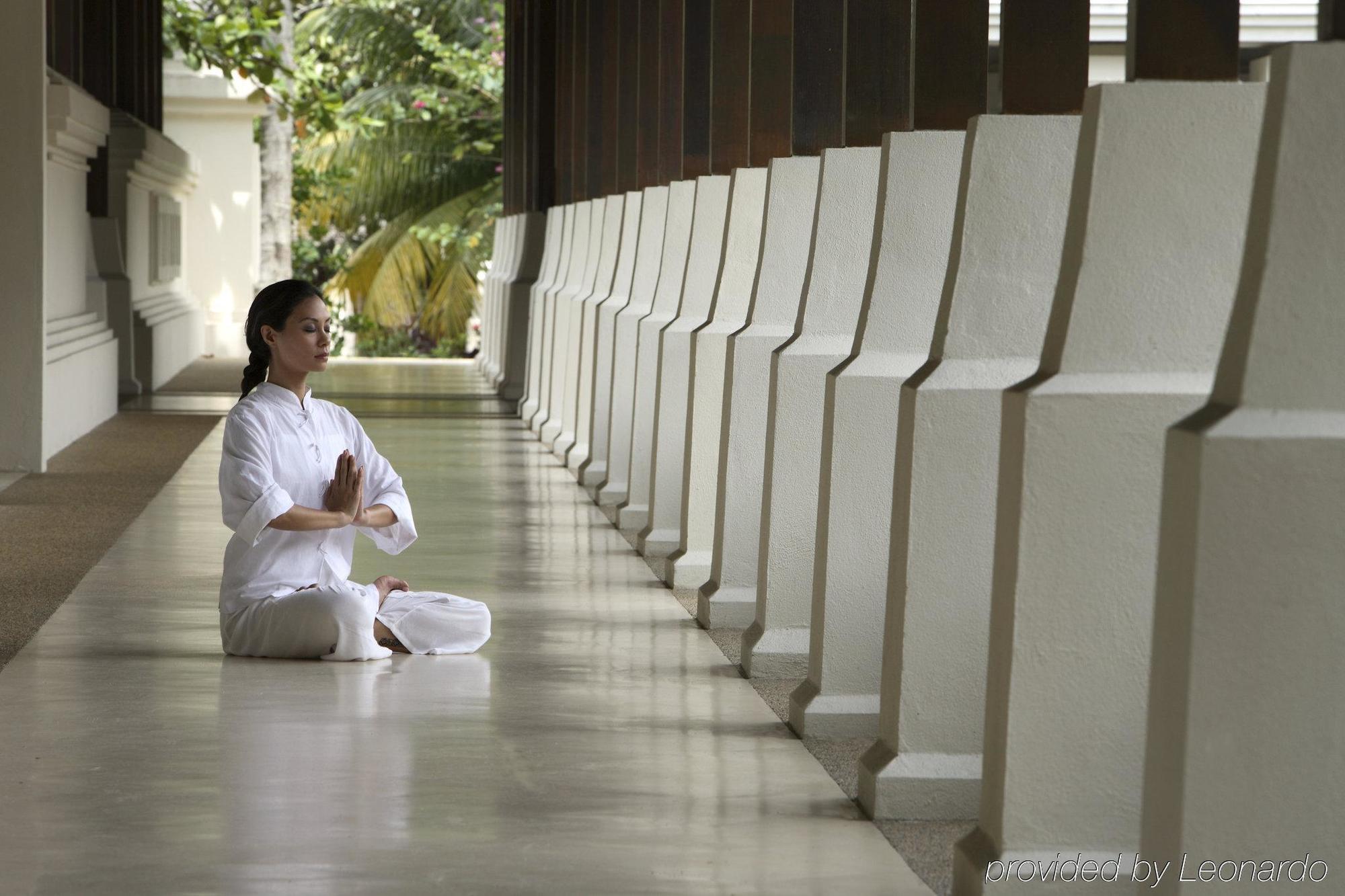 Tanjong Jara Resort, Terengganu - A Small Luxury Hotels Of The World Dungun Extérieur photo A woman meditating at the Four Seasons Hotel, Mumbai, India