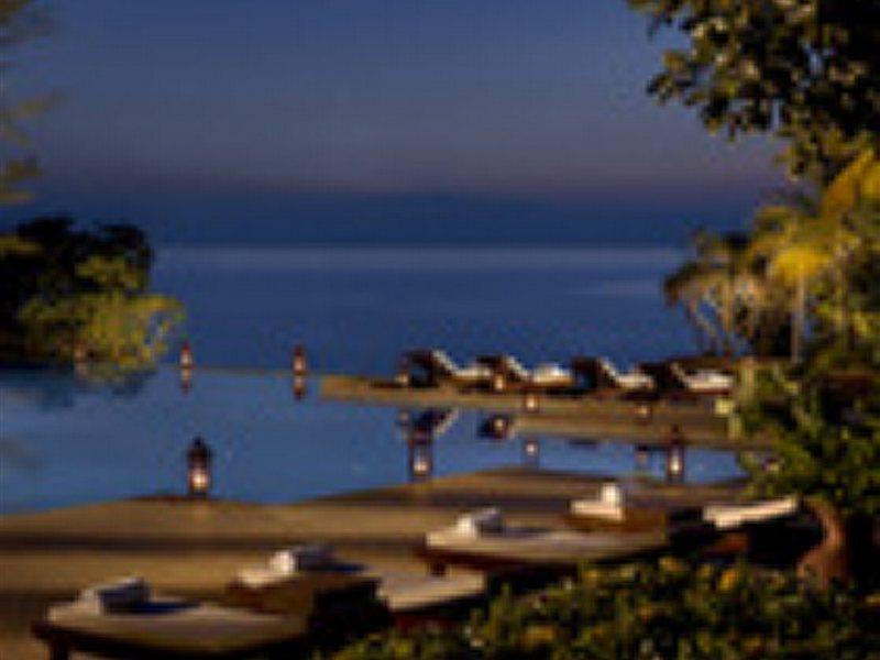 Tanjong Jara Resort, Terengganu - A Small Luxury Hotels Of The World Dungun Extérieur photo View of the beach at the resort